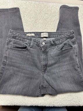 Universal Thread High Rise  Gray Skinny Slim Leg Jeans 14 / 32s